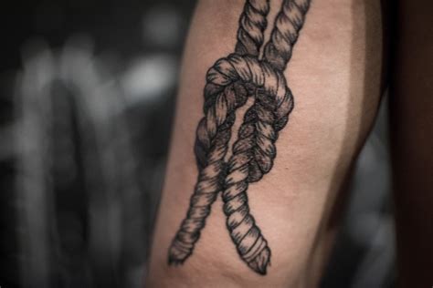 Mens Rope Knot Tattoo Tatuagem Corda Nó Blackwork Arm Tattoo Mens Sleeve Blackworker Left Arm