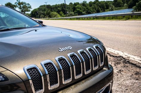 2014 Jeep Cherokee Limited Four Seasons Introduction