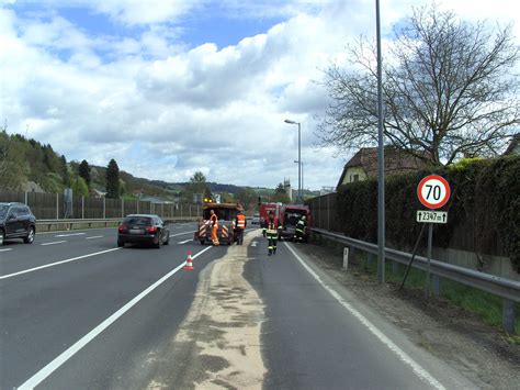 Kilometerlange Lspur Freiwillige Feuerwehr H Flein