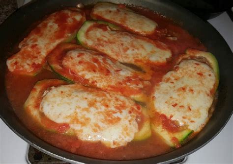 Calabacitas Rellenas En Caldillo De Jitomate Receta De Eramirez Cookpad