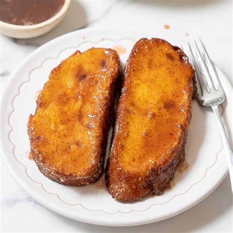 Descubre cómo Preparar las Tradicionales Torrijas de Semana Santa en