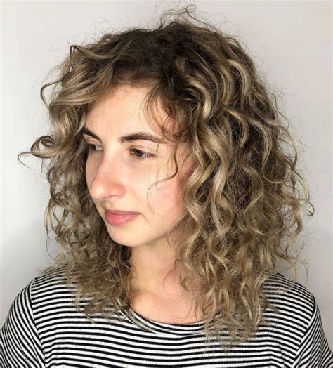 Medium Layered Dishwater Blonde Curls In 2020 Curly Hair Styles