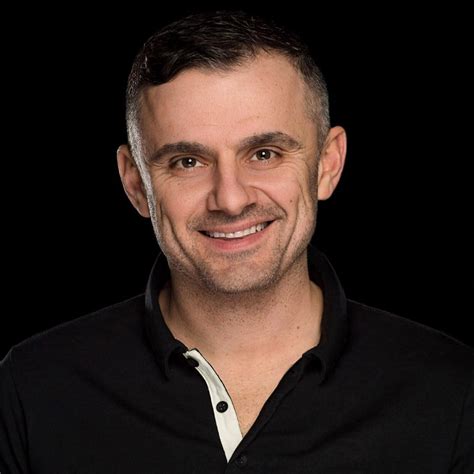 Gary Vee Net Worth Serial Entrepreneur Success Story OnlinebizBooster