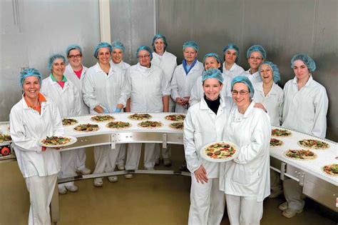 La Pizzeria Da Michele A Napoli Fa La Pizza Surgelata Per Roncadin