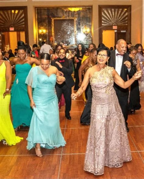 Bahamas Press On Twitter First Lady Ann Marie Davis Leading The Dance