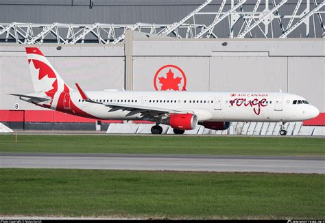 C GKFB Air Canada Rouge Airbus A321 211 WL Photo By Niclas Karich ID