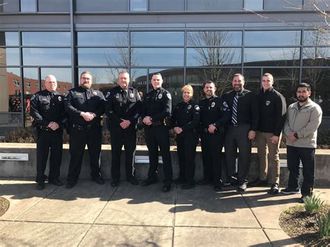 How the DPSST iris police database tracks officer training records 18