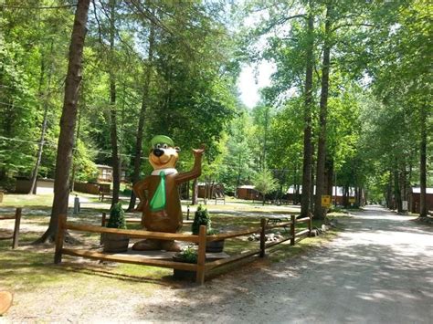 Yogi Bear Jellystone Campground