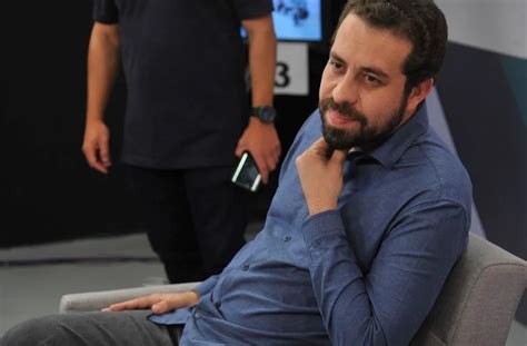 Boulos diz não ter sangue de barata após reagir a Marçal e Nunes