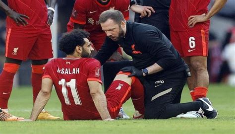 فيديو شاهد لحظة إصابة محمد صلاح في مباراة تشيلسي وليفربول