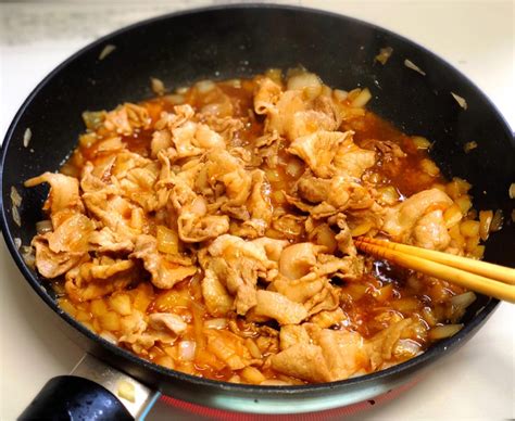 ♡さっぱり甘辛♡玉ねぎ豚丼♡【豚こま#簡単レシピ#時短#節約】 | Mizukiオフィシャルブログ 「♡奇跡のキッチン♡」