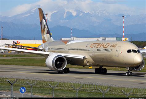 A6 BLG Etihad Airways Boeing 787 9 Dreamliner Photo By Mario Ferioli