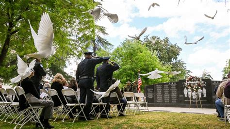 Fresno Law Enforcement Gathers To Remember Fallen Officers Fresno Bee