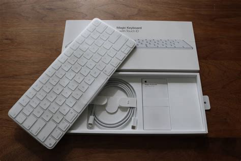 Yahooオークション 程度良好 Apple Magic Keyboard White Touch I