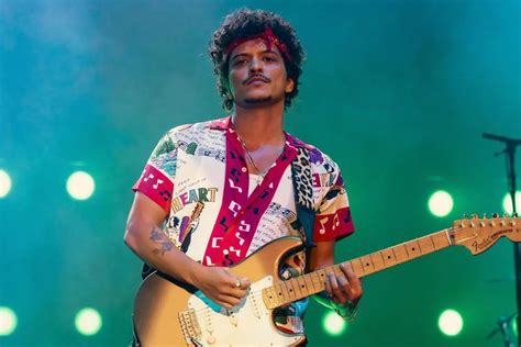 10 Lagu Bruno Mars Terpopuler Jadi Favorit Penggemar