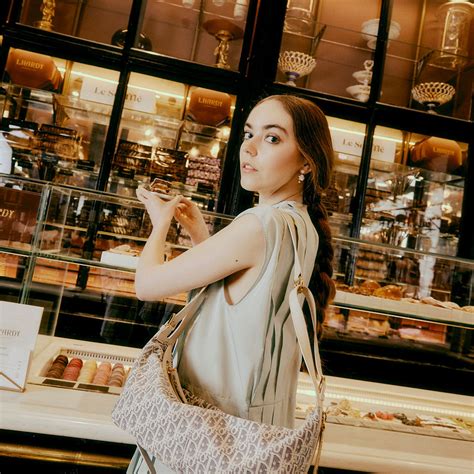 Chicas con curvas Ashley Graham ha dado con el bikini que más os favorece Vogue España