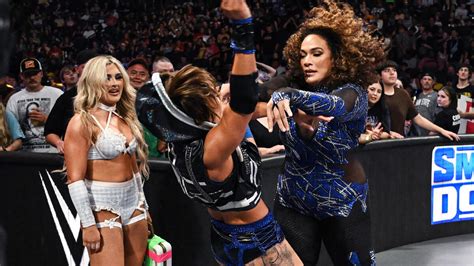 Tiffany Stratton and Nia Jax give Michin a pre-match beatdown ...