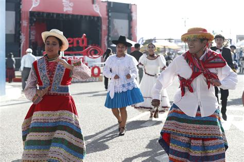 Se Inaugur La Feria Gastron Mica Per Mucho Gusto Tacna Galer A