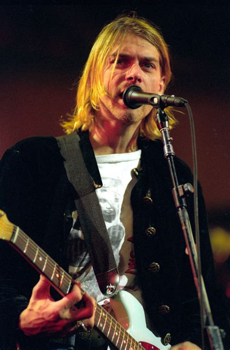 Kurt Cobain | Nirvana Wiki | Fandom
