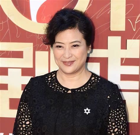 国家一级演员许娣：与初恋老公恩爱40年生一子，拍戏挣的钱全给他腾讯新闻