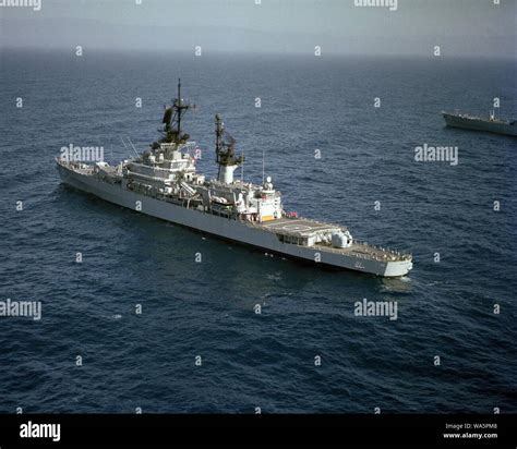 Uss Belknap Hi Res Stock Photography And Images Alamy