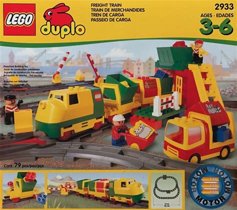 2933-1: Deluxe Train Set with Motor | Brickset: LEGO set guide and database