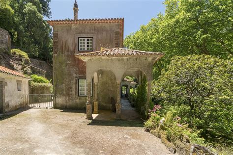 PALACE WITH 9 BEDROOMS IN SINTRA NEAR PALÁCIO DA PENA Portugal