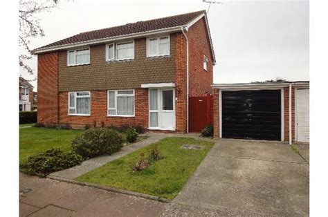 3 Bedroom Semi Detached House Let In Worthing Bn13