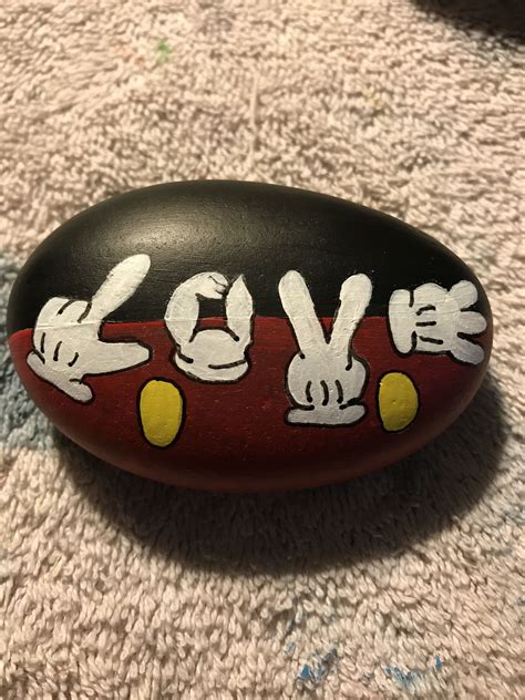 Pin By Irma Loza On Disney Movie Painted Rocks Rock Painting Designs