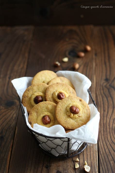 Biscotti Nocciole E Cioccolato Bianco