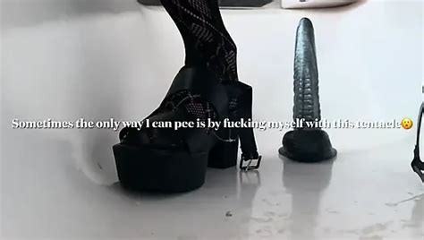 This Dildo Makes Me Cum Sooo Fast XHamster