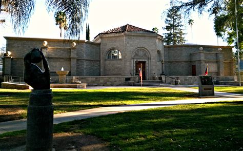 Abraham Lincoln Memorial Shrine in Redlands, CA | Foreign Escapades