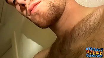 El Heterosexual Bryce Corbin Tira De Su Polla Erecta Y Se Corre XVIDEOS