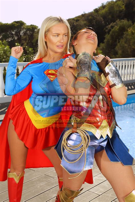 Louise And Saffron Duo Set 1 Supergirl Vs Wonder Woman In Portugal