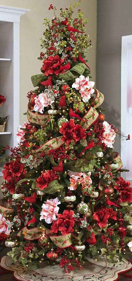 60+ Christmas Trees Beautifully Decorated To Inspire! - EcstasyCoffee