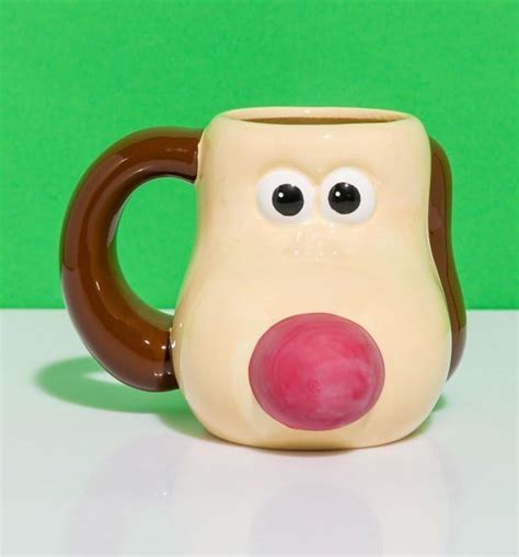 Wallace And Gromit Heat Change Gromit Shaped Mug Amazon Co Uk Home