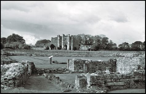 Thornton Abbey Gatehouse From The Ruins The Superb Grade Flickr