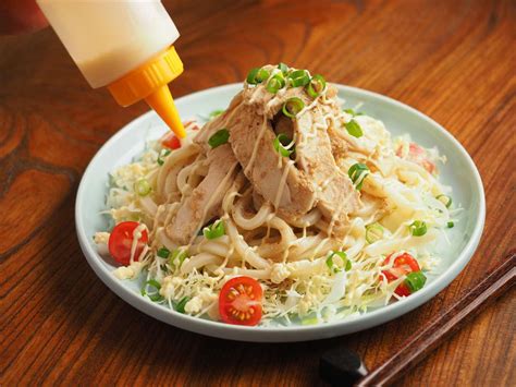 フーディストノート連載、鶏むね肉のレンジ蒸しで簡単！「冷やしごまだれうどん」 魚料理と簡単レシピ