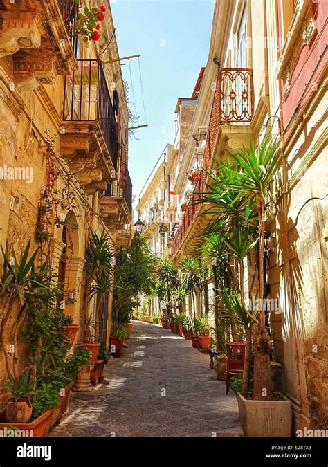 Streets Of Ortigia Stock Photo Alamy