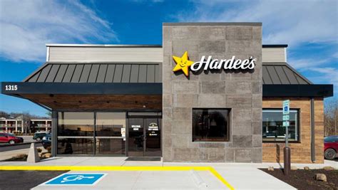 Hardees Breakfast Hours And Menu With Prices In