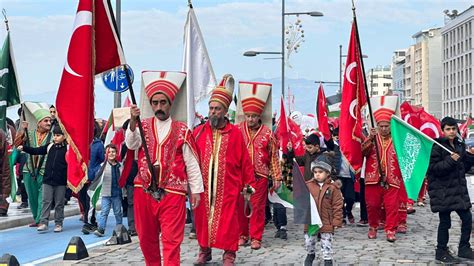 İzmir de Mehter takımlı Filistin e destek yürüyüşü Türkiye ve Filistin