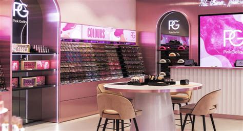 Finally Pink Gellac Opent Een Winkel In Amsterdam