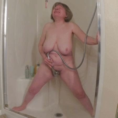 Water Jets Make Sex Granny Cum So Hard GIFs Pics XHamster