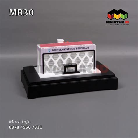 Souvenir Miniatur Politeknik Negeri Bengkalis