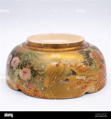 Antique Japanese Satsuma Pottery Bowl Marked 神山 Early 20th Century