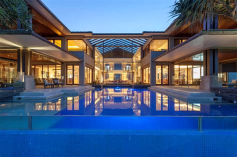 Tidemark A Luxurious Beachfront Mansion In Queensland Au Homes Of