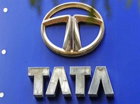 Tata Motors Hit 52 Week High After Share Jumps 5 Percent Check New Target Price टाटा मोटर्स के