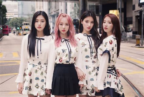 LOONA 1/3