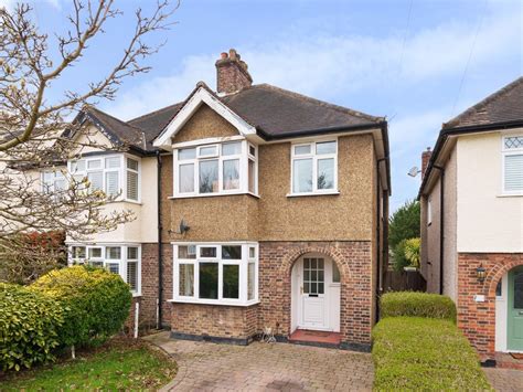 3 Bed Semi Detached House For Sale In Vale Road Worcester Park Surrey