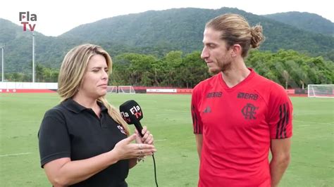 Vídeo Filipe Luís se prepara para estreia como técnico no sub 17 do